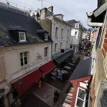 2 Pieces Au Coeur De Trouville / Rue Des Bains Trouville-sur-Mer Exterior foto